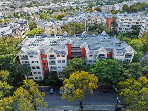 8120 Geneva Court Doral FL 33166