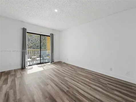 8120 Geneva Court Doral FL 33166