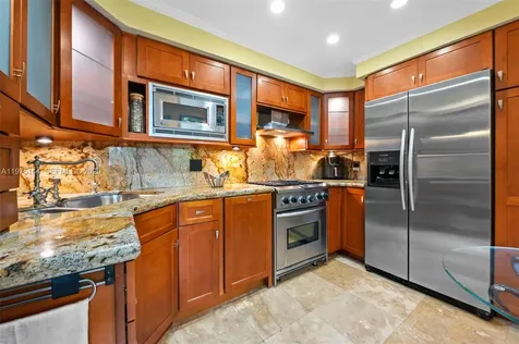 3820 Plaza Street Miami FL 33133