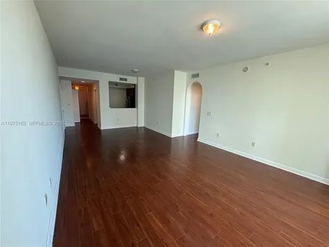 3340 NE 190th Street Aventura FL 33180