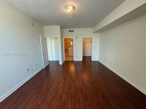 3340 NE 190th Street Aventura FL 33180
