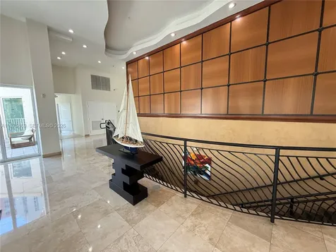 3340 NE 190th Street Aventura FL 33180