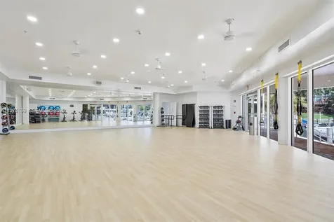3340 NE 190th Street Aventura FL 33180