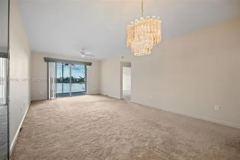 7727 Southampton Terrace Tamarac FL 33321