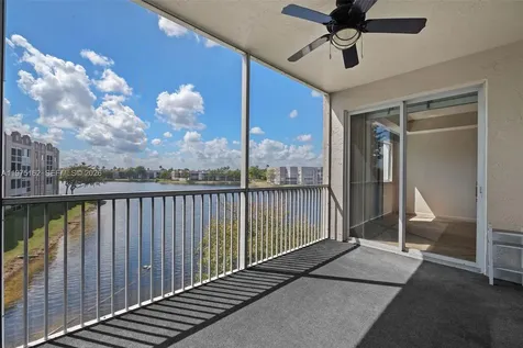 7727 Southampton Terrace Tamarac FL 33321