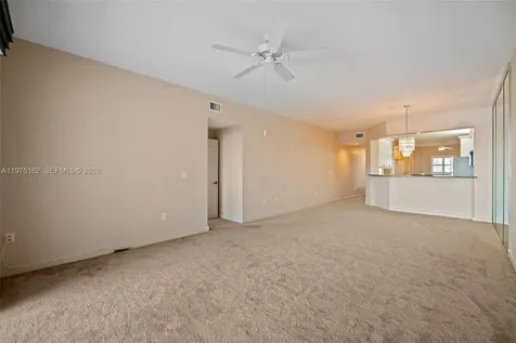 7727 Southampton Terrace Tamarac FL 33321