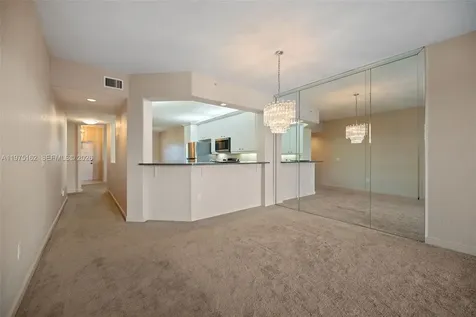 7727 Southampton Terrace Tamarac FL 33321