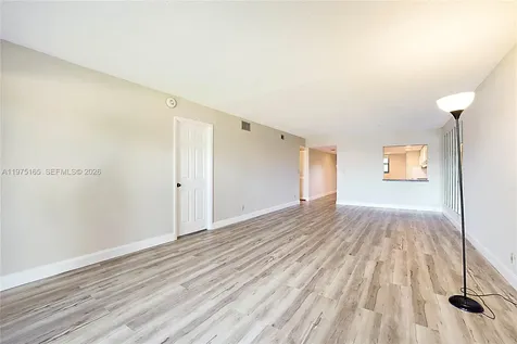 1036 Us Highway 1 North Palm Beach FL 33408