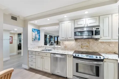 3420 S S Ocean Boulevard Highland Beach FL 33487