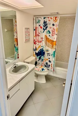 284 NW 69th Avenue Plantation FL 33317