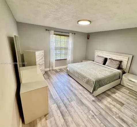 284 NW 69th Avenue Plantation FL 33317