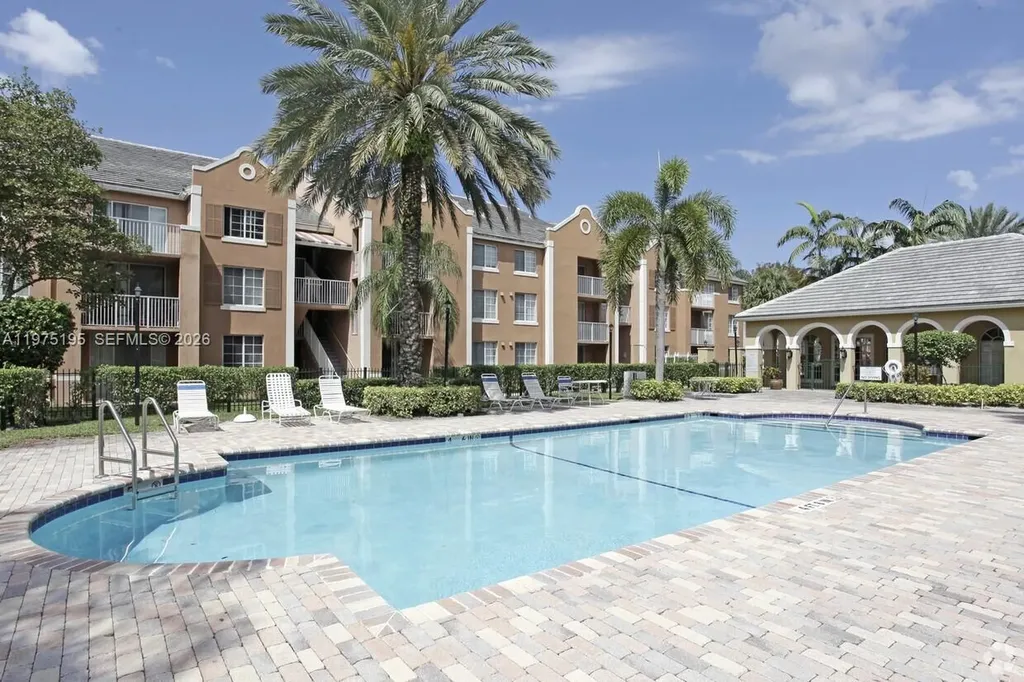 11145 SW 6th Street Pembroke Pines FL 33025