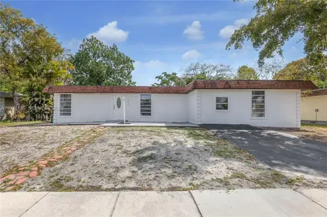 7906 NW 74th Avenue Tamarac FL 33321