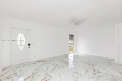 7906 NW 74th Avenue Tamarac FL 33321
