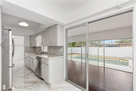 7906 NW 74th Avenue Tamarac FL 33321
