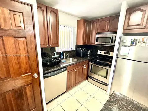 6900 SW 39th Street Davie FL 33314