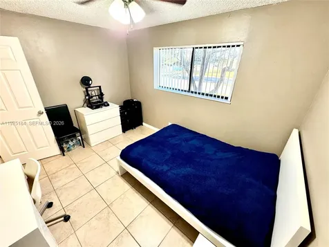 6900 SW 39th Street Davie FL 33314