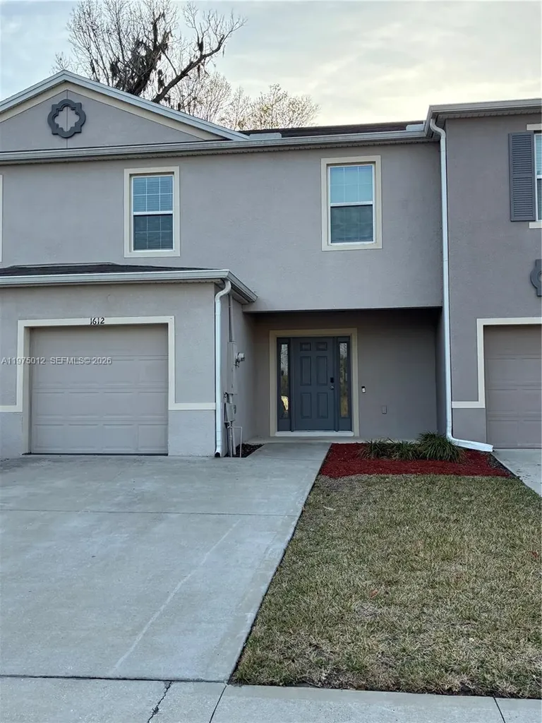 1612 Primo Court Daytona FL 32117