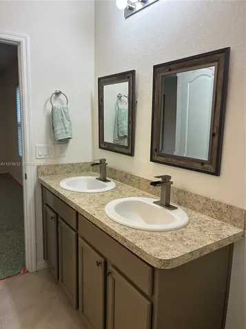 1612 Primo Court Daytona FL 32117