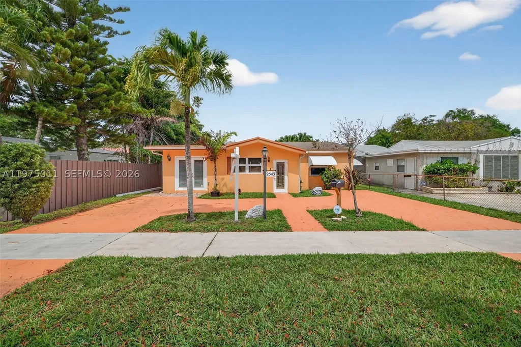 2543 Liberty Street Hollywood FL 33020