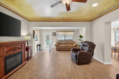 2543 Liberty Street Hollywood FL 33020