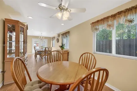 2543 Liberty Street Hollywood FL 33020