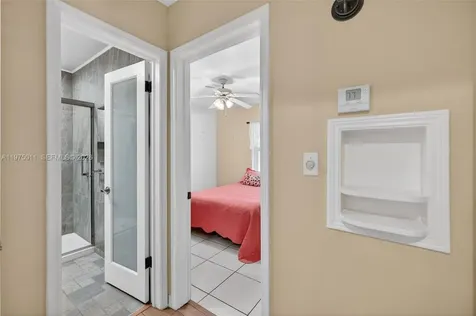 2543 Liberty Street Hollywood FL 33020