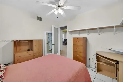 2543 Liberty Street Hollywood FL 33020