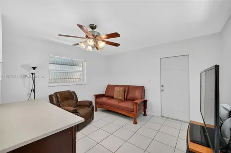 2543 Liberty Street Hollywood FL 33020