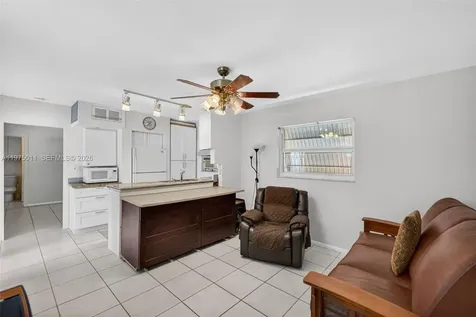 2543 Liberty Street Hollywood FL 33020