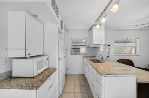 2543 Liberty Street Hollywood FL 33020