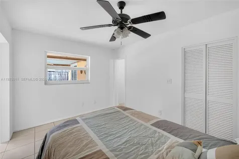 2543 Liberty Street Hollywood FL 33020
