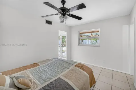2543 Liberty Street Hollywood FL 33020