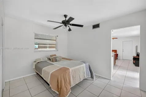 2543 Liberty Street Hollywood FL 33020