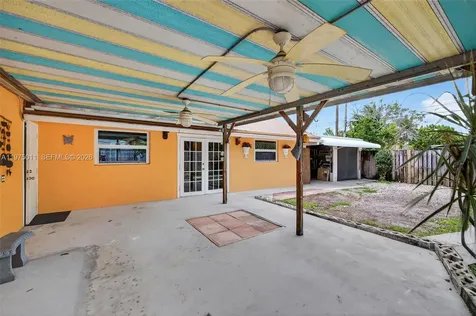 2543 Liberty Street Hollywood FL 33020