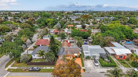 2543 Liberty Street Hollywood FL 33020