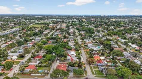 2543 Liberty Street Hollywood FL 33020