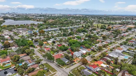 2543 Liberty Street Hollywood FL 33020