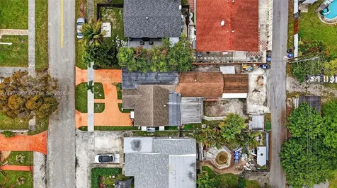 2543 Liberty Street Hollywood FL 33020