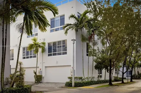 6671 NW 105th Place Doral FL 33178