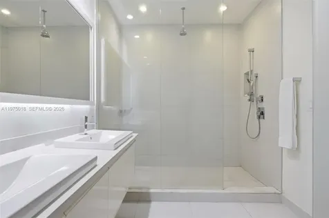 6671 NW 105th Place Doral FL 33178