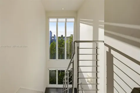 6671 NW 105th Place Doral FL 33178