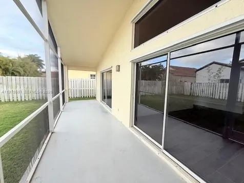 622 Carrington Lane Weston FL 33326