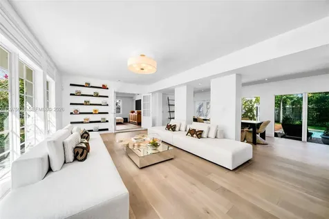 939 W 47th Court Miami Beach FL 33140