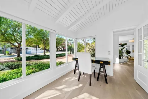 939 W 47th Court Miami Beach FL 33140