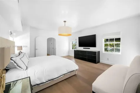 939 W 47th Court Miami Beach FL 33140