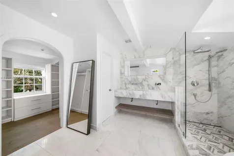 939 W 47th Court Miami Beach FL 33140