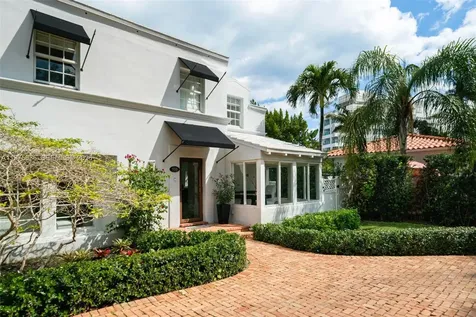939 W 47th Court Miami Beach FL 33140
