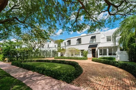 939 W 47th Court Miami Beach FL 33140