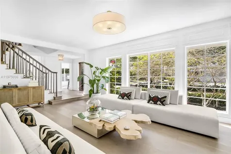 939 W 47th Court Miami Beach FL 33140